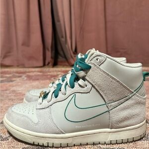Nike High-Top Sneakers with Green Accents